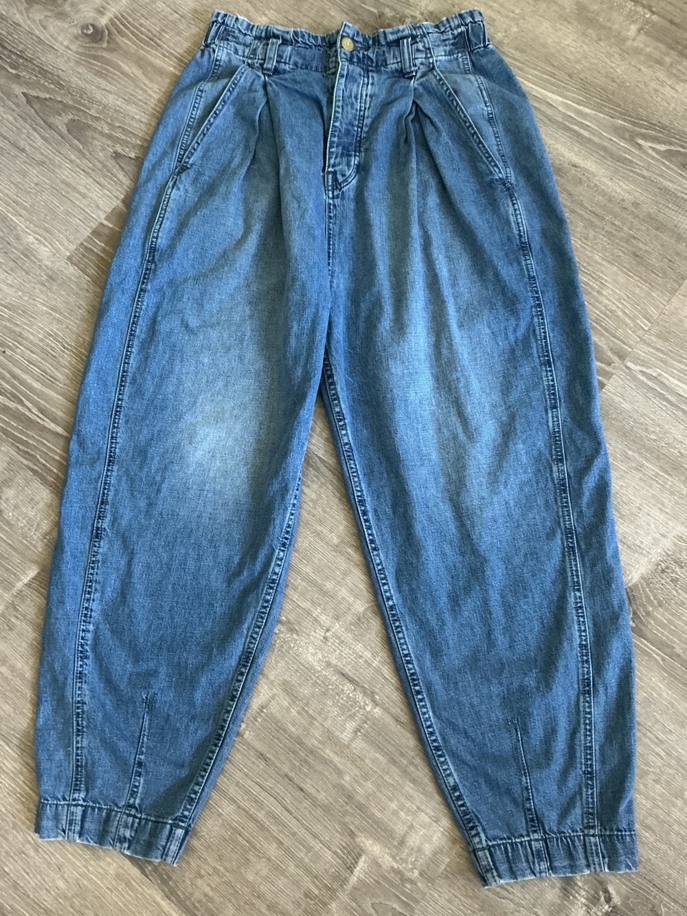 We The Free Paperbag Pleated Tapered Baggy Jeans